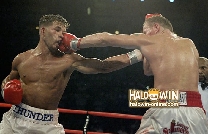 Nangungunang 5 Pinakamahusay na Boksing Fights Trilogies sa kasaysayan ng Boksing: #1 Arturo Gatti laban kay Micky Ward