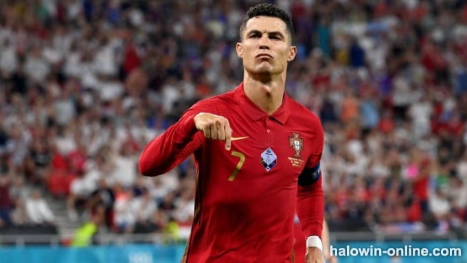 5 Manlalaro na Maaaring Maglaro ng kanilang Huling Laban sa FIFA 22 World Cup - Cristiano Ronaldo (Portugal)