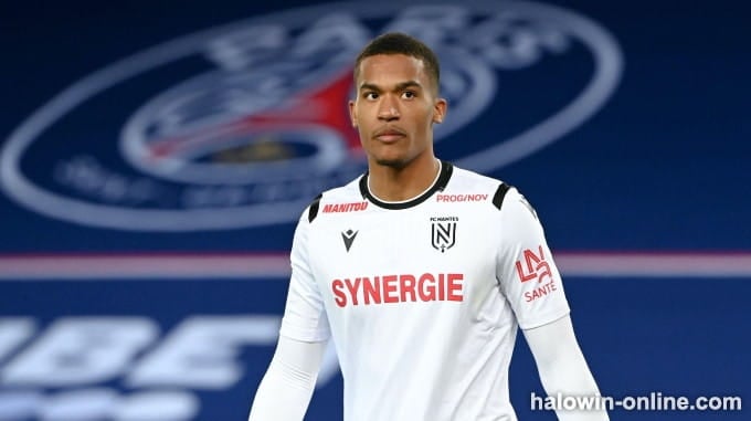 FIFA 22 Ligue 1 Ang Team ng Season (TOTS)-Alban Lafont (FC Nantes)